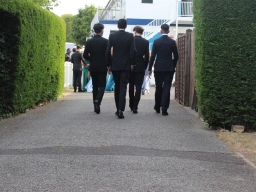 YR11 Prom 2025 - Arrivals
